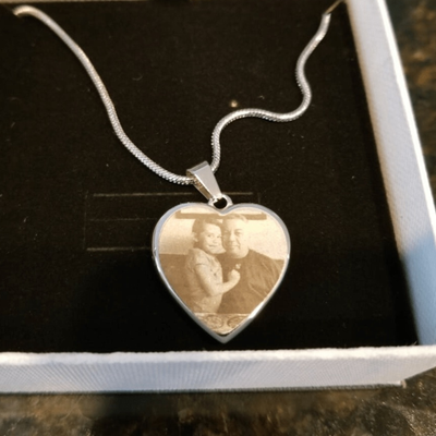 EVELYN HARPER™ MEMORIAL HEART NECKLACE