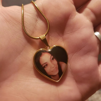EVELYN HARPER™ MEMORIAL HEART NECKLACE