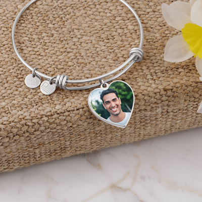 EVELYN HARPER™ MEMORIAL PHOTO HEART BANGLE